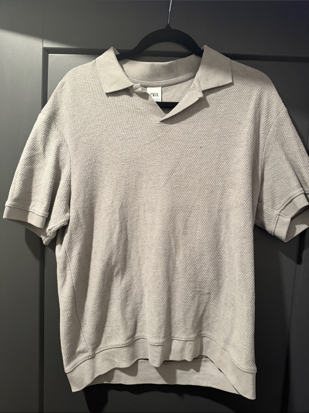 Zara Men's Short-Sleeve Polo in Light Beige